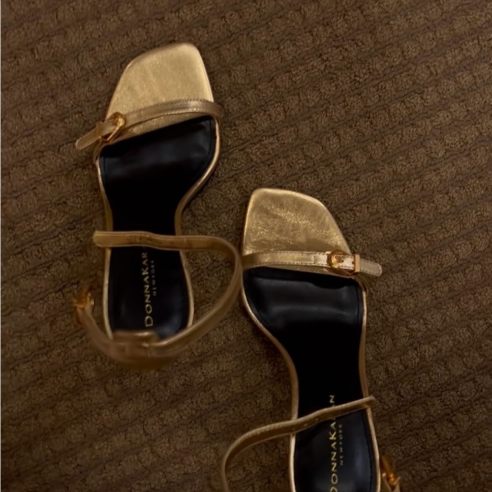 Donna Karan Gold Heels Elegant Design(worn once)